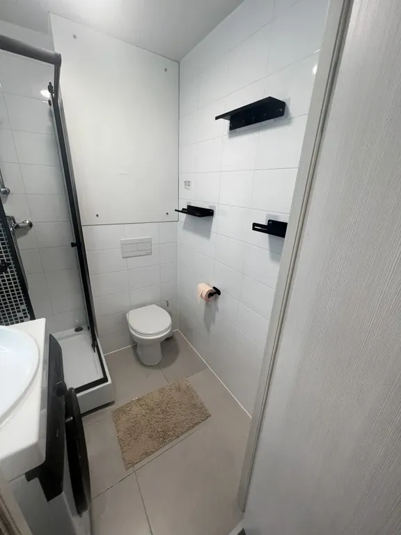 Квартира Квартира Новая студия на Озерной в 5 минутах от метро — Москва