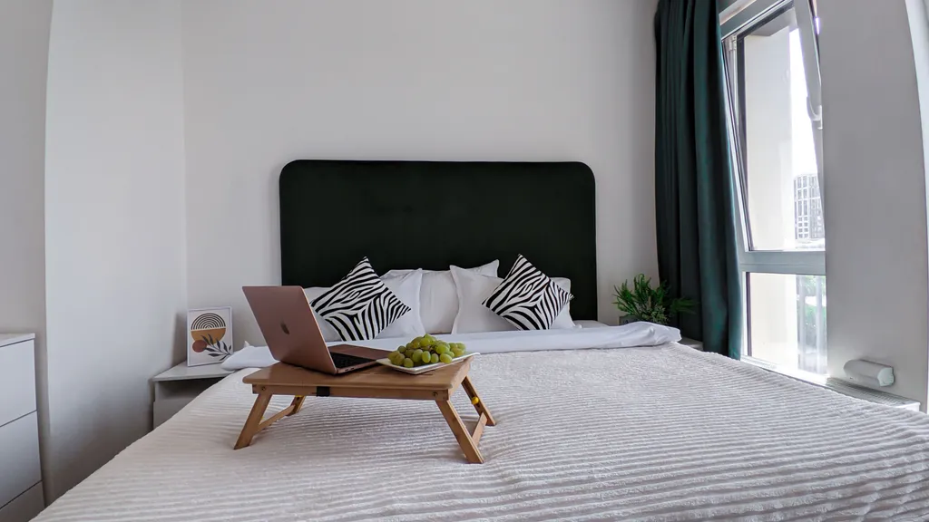 Евротрёшка с двумя спальными зонами рядом с ТРЦ MEGA