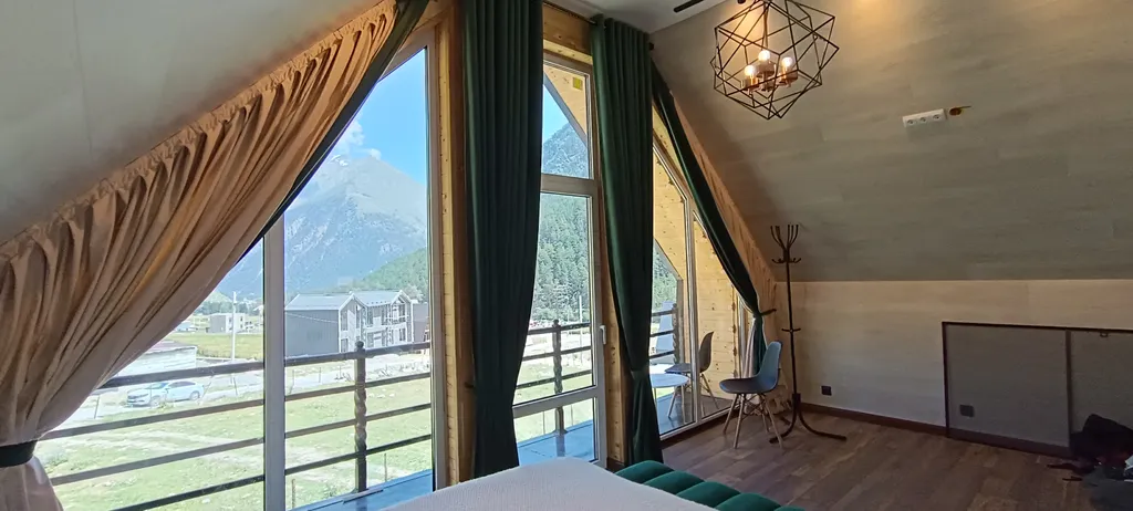 Новый домик с шикарным видом в Тегенекли