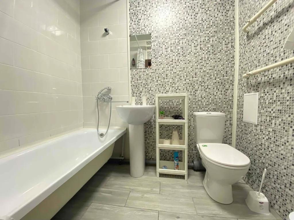 Поделам Функциональная квартира рядом с парком им. Гагарина