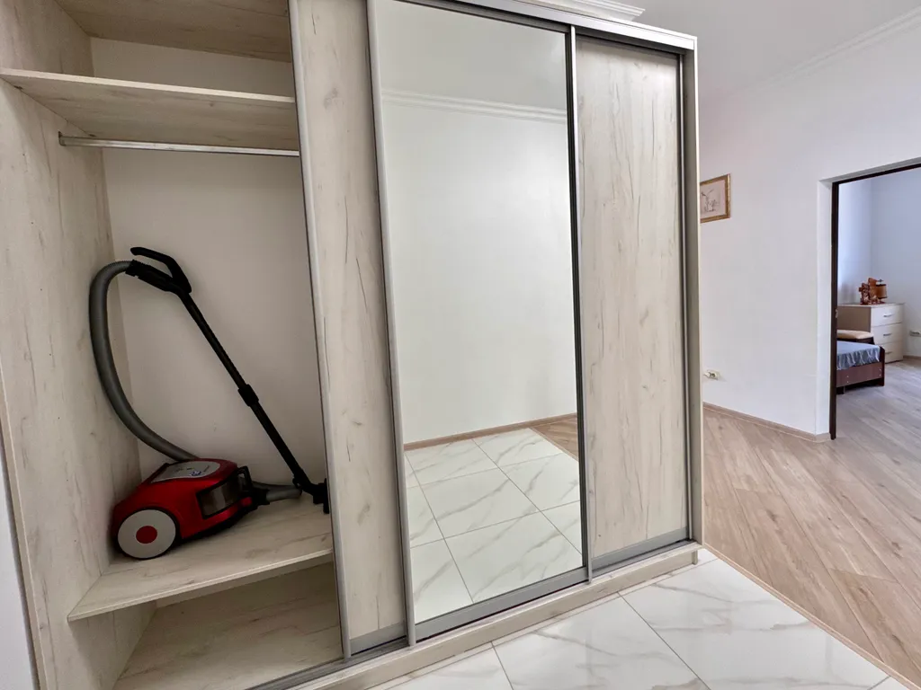 Уютный дом в черте города