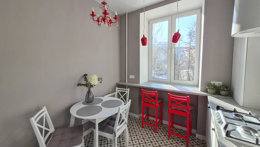 Апартаменты с балконом у вокзала