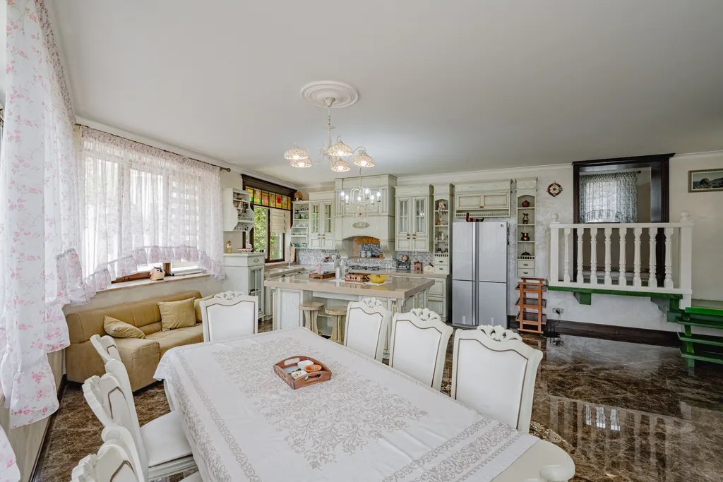 Красивый дом Азазель с сауной и с видом на море и горы