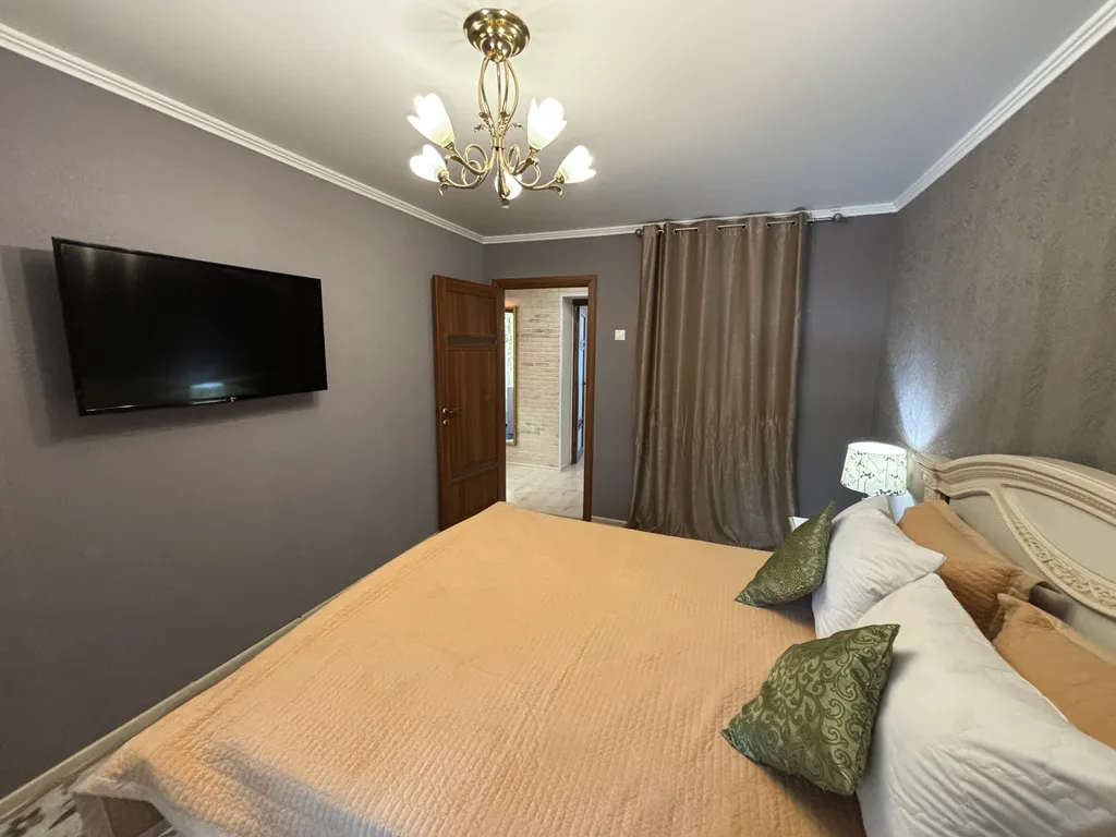 2-комнатная в доме Актера