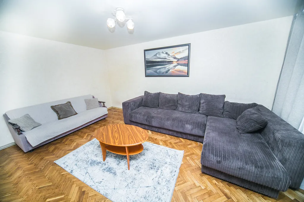 Квартира Центр 2-х комнатная квартира на 6 человек рядом с метро — Минск