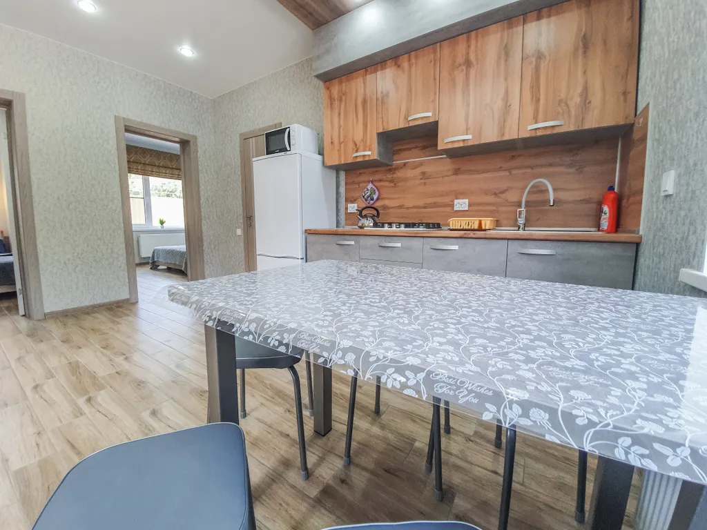 Отдельный дом на первой линии Азовского моря