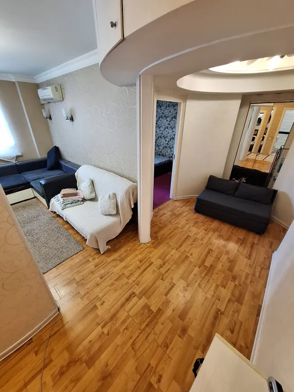 Квартира недалеко от ярмарки, стадиона и вокзала