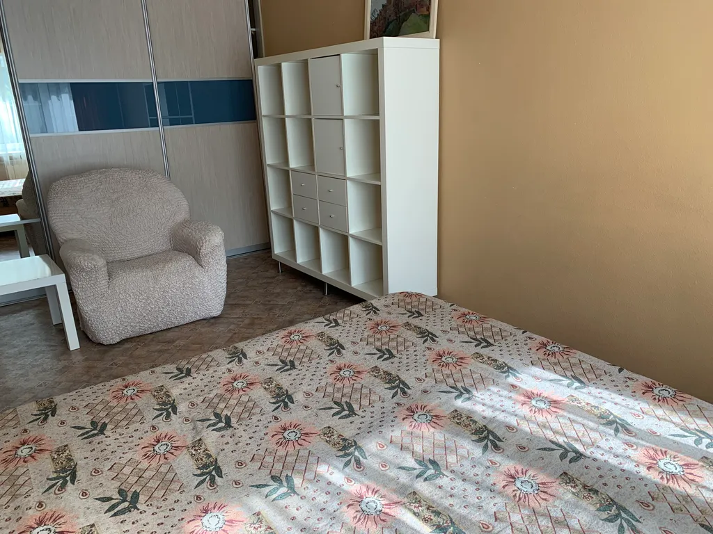 Квартира Светлая однокомнатная квартира для спокойного отдыха в центре — Красноярск