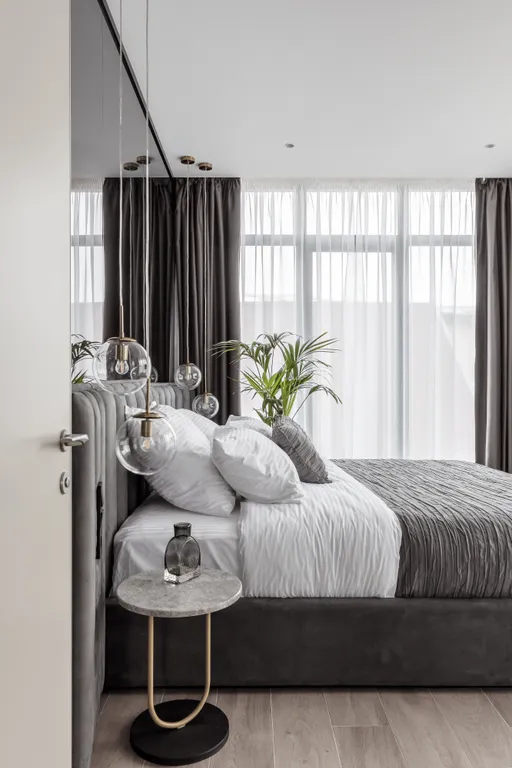 Дизайнерский трёхэтажный дом недалёко от моря