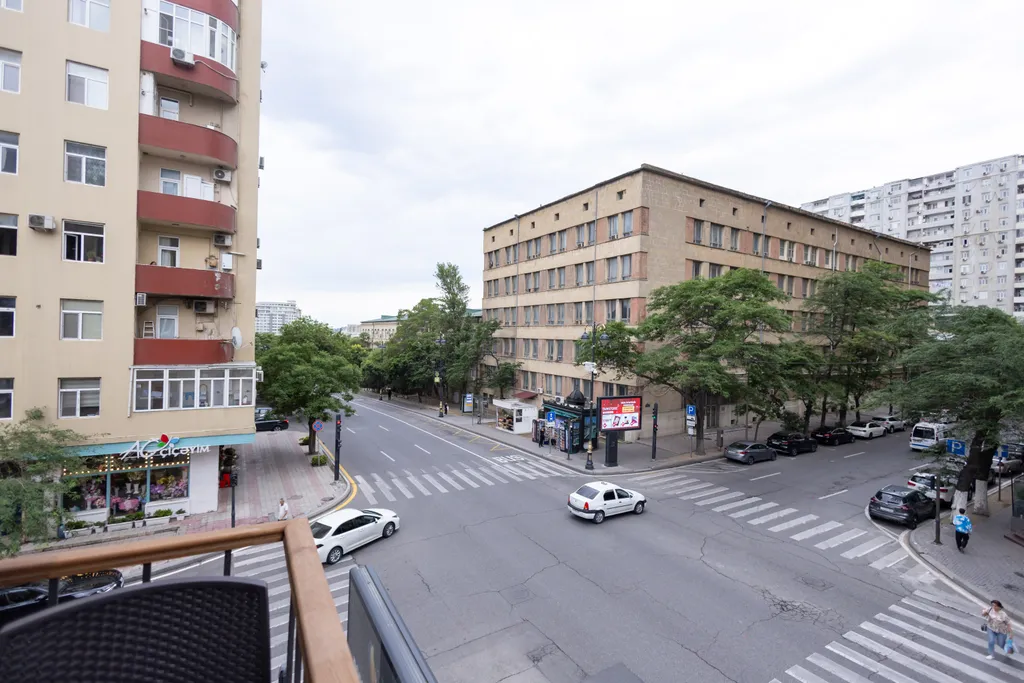 Современная дизайнерская квартира рядом с метро