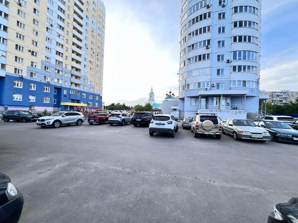 Двухкомнатная, БОЛЬШАЯ, ЦЕНТР