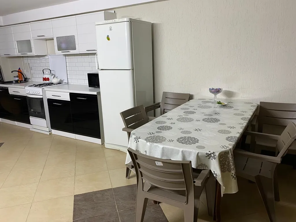 Уютный дом, спокойный район, супермаркет рядом