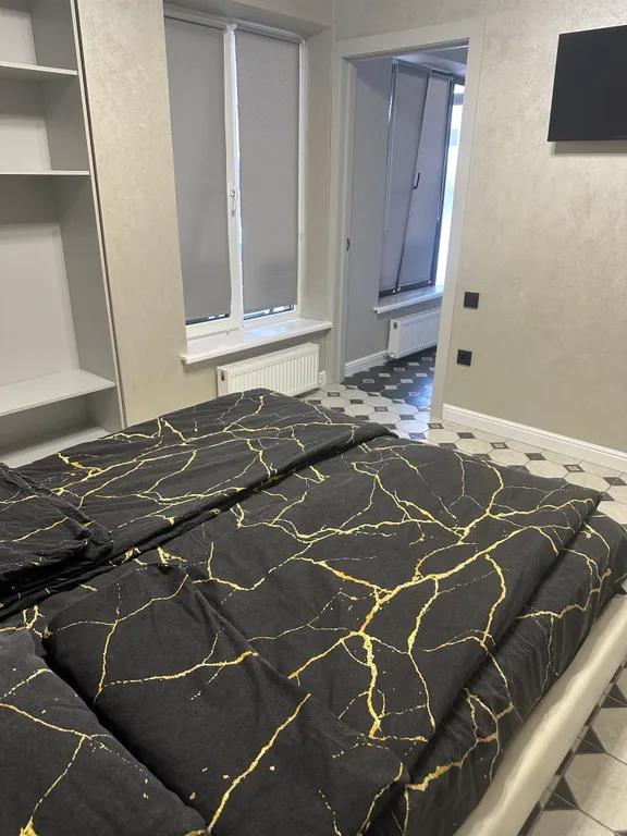 Новый коттедж c 9-ю спальнями бассейном и верандой