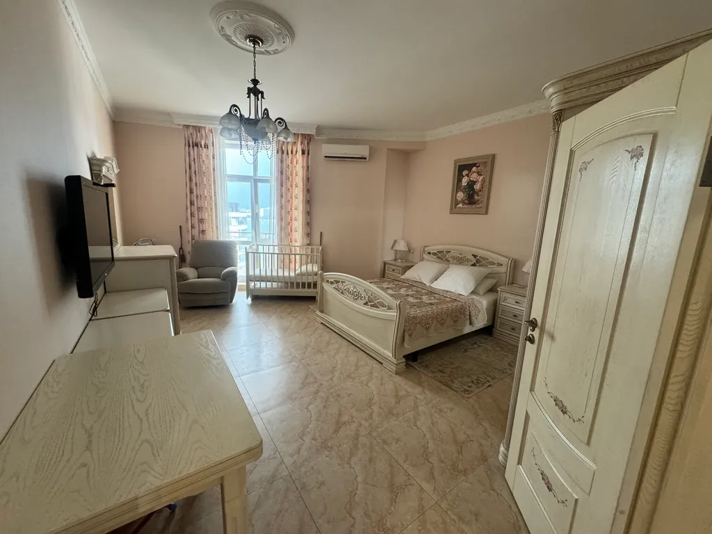 Просторная евродвушка в доме бизнес-класса