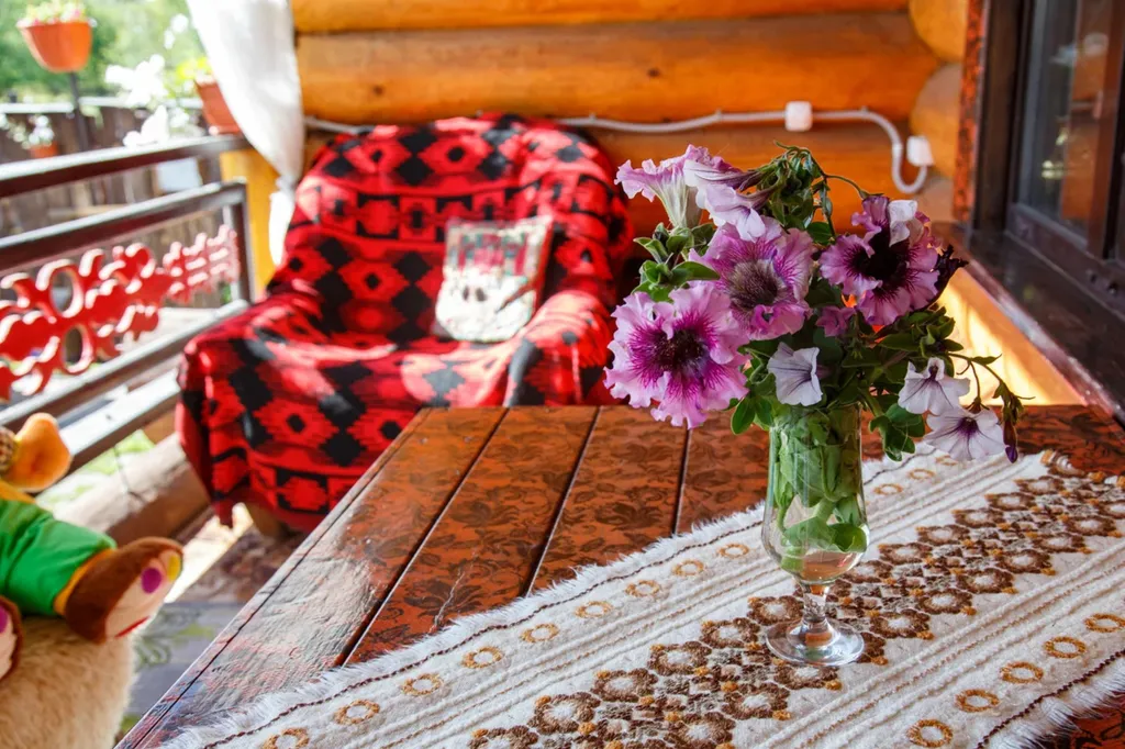 10 местная Тургоякская Изба возле Горнолыжного Центра, свой каток.