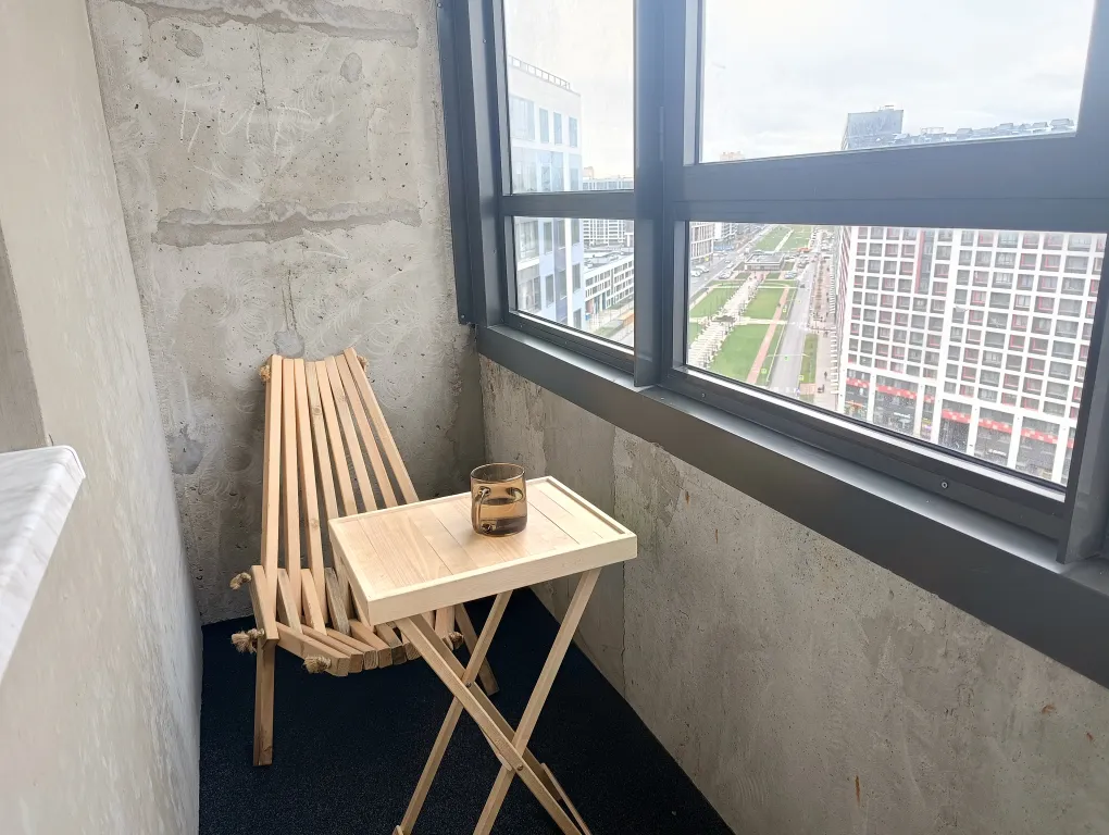 Студия у аллеи фонтанов и парка