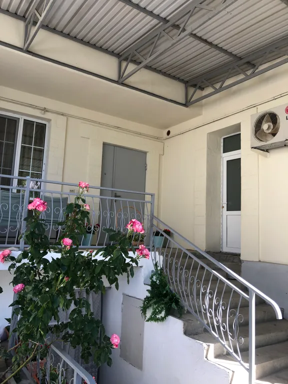 Коттедж Часть дома рядом с морем — Витязево