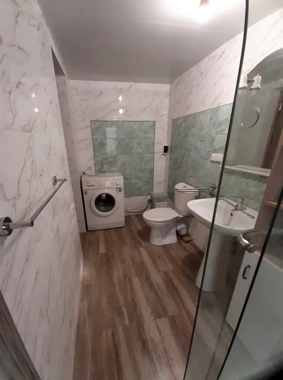 Часть дома у моря с террасой и отдельным входом