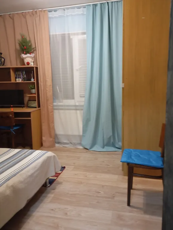 Бирюза, комната с ключом в частном доме