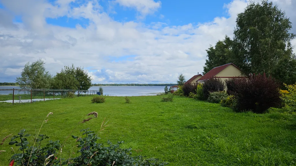 Дом с мансардой на берегу Селигера