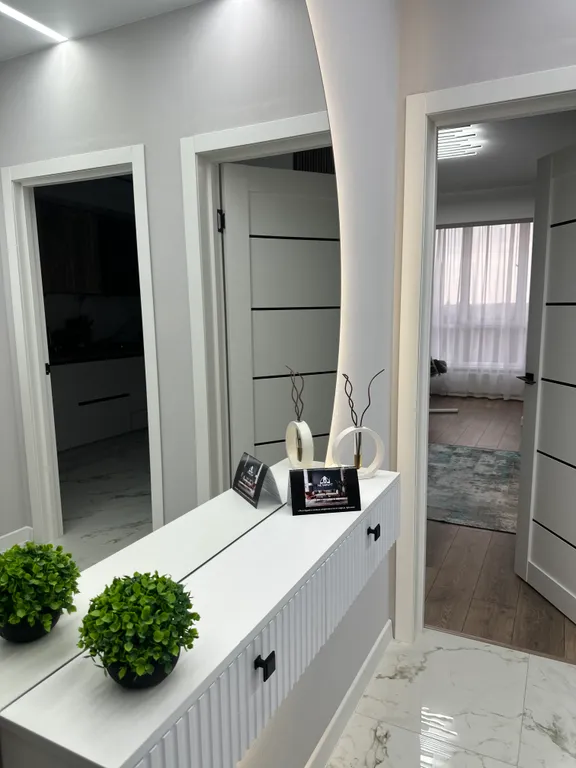 Комфортные апартаменты с видом на Дубовую рощу