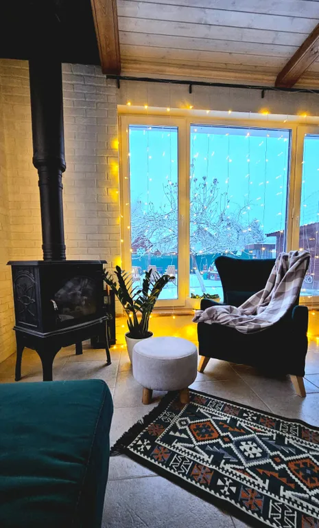 Уютный домик в сосновом бору в черте города