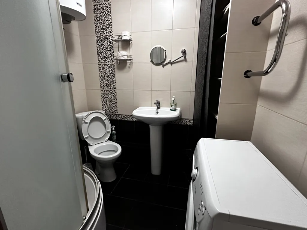 Уютная квартира на Доме книги недалеко от ТЦ Изумрудный город