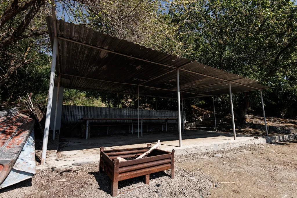 Дом на берегу Дона в этнохуторе Старозолотовский