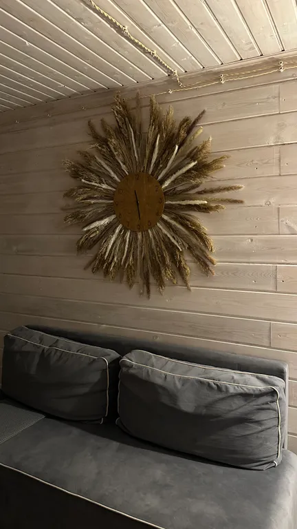 Благоустроенный дом на индивидуальной территории с видом на Байкал