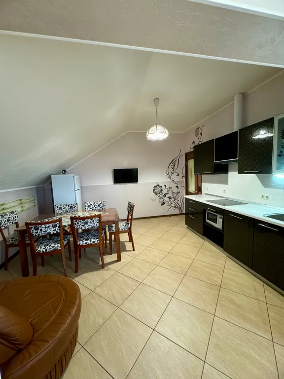 Дом на море с бассейном