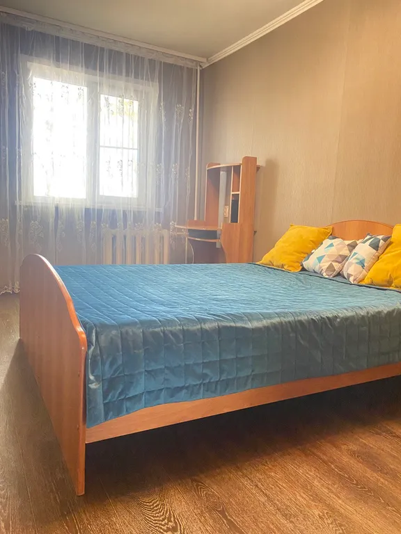 Просторная квартира в тихом центре — аренда посуточно в Барнаул