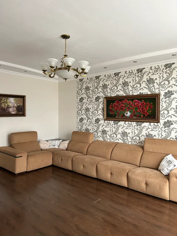 Уютный Коттедж возле парка Победы,свой двор и мангал.