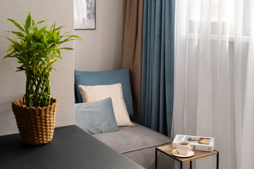 White line 26 — светлая дизайнерская квартира возле парка