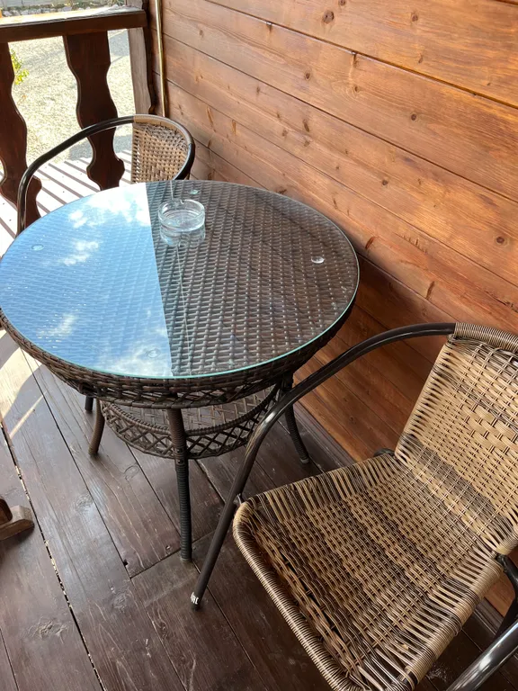 Номер у реки Дах с видом на горы