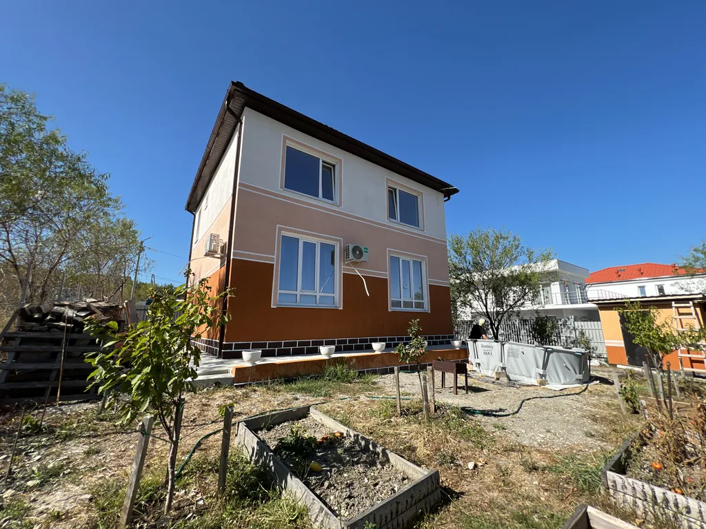 Прекрасный новый дом со всеми удобствами