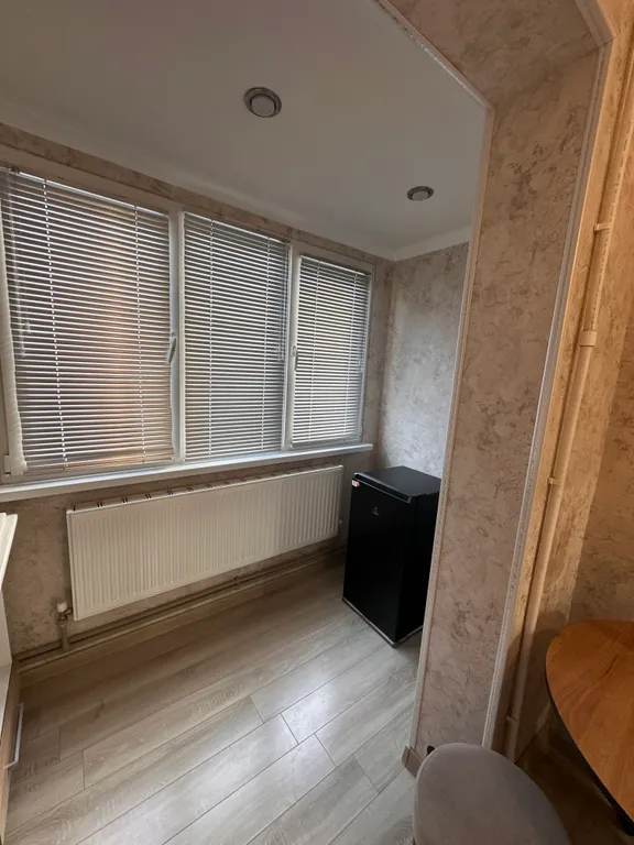 Двухкомнатная квартира со свежим ремонтом