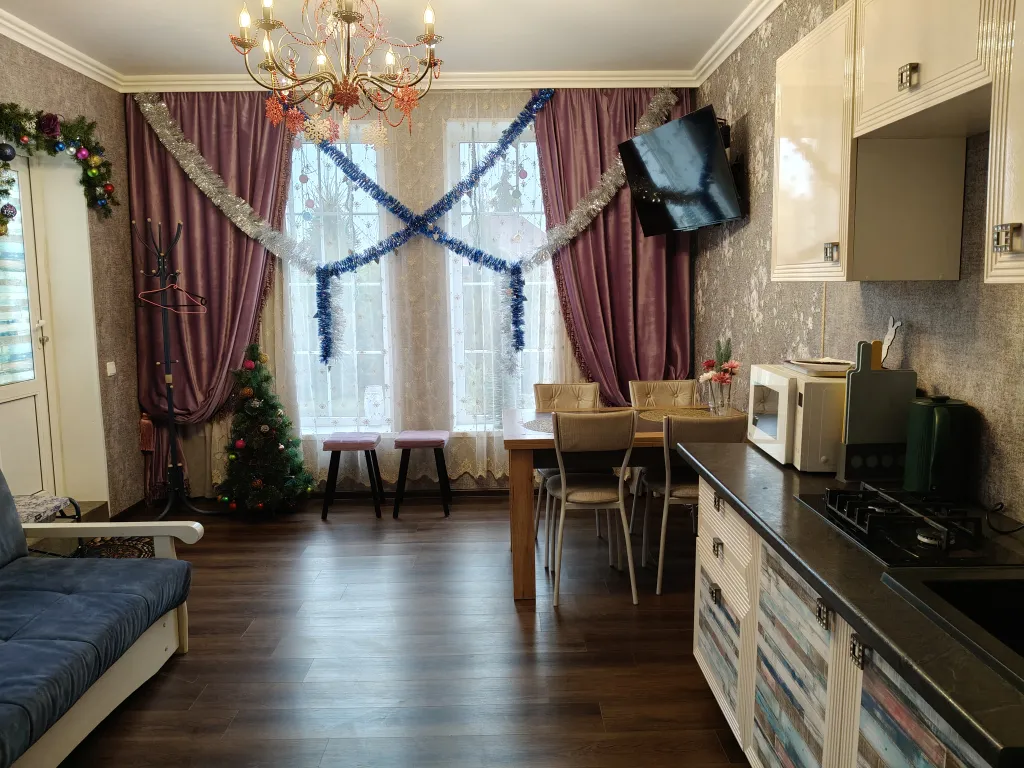 Уютный  дом в центре Древней Руси