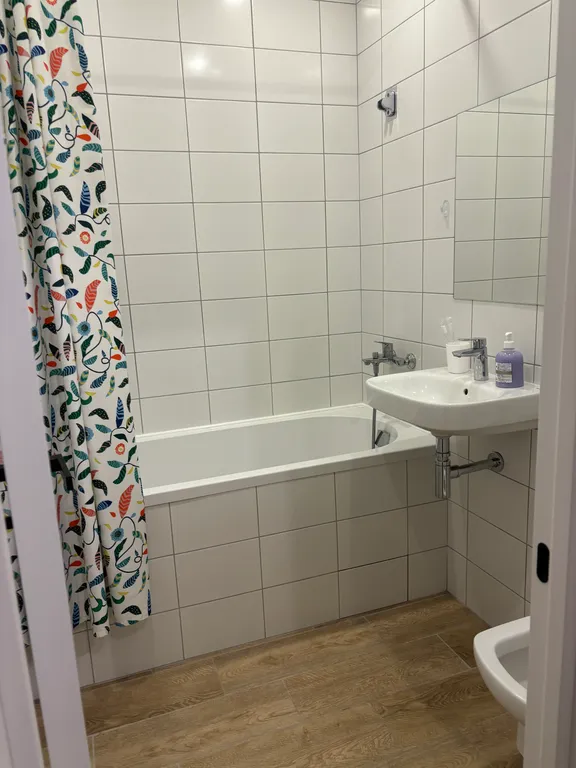 Уютная квартира с панорамными окнами