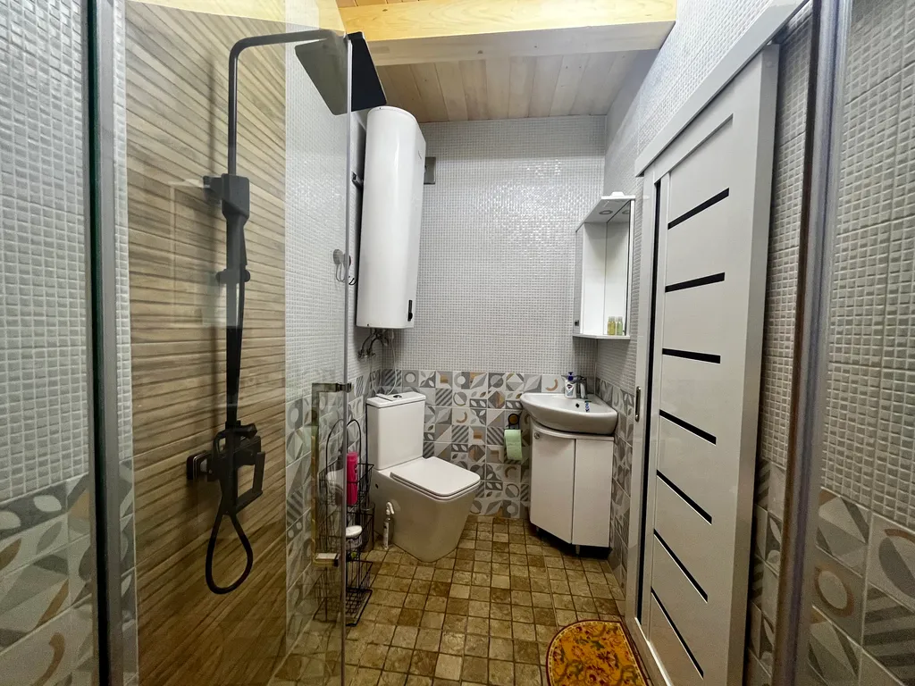 Часть дома с отдельным входом, с сауной