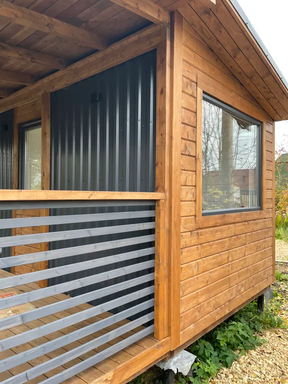 Уютный домик в тишине у озера Кипень