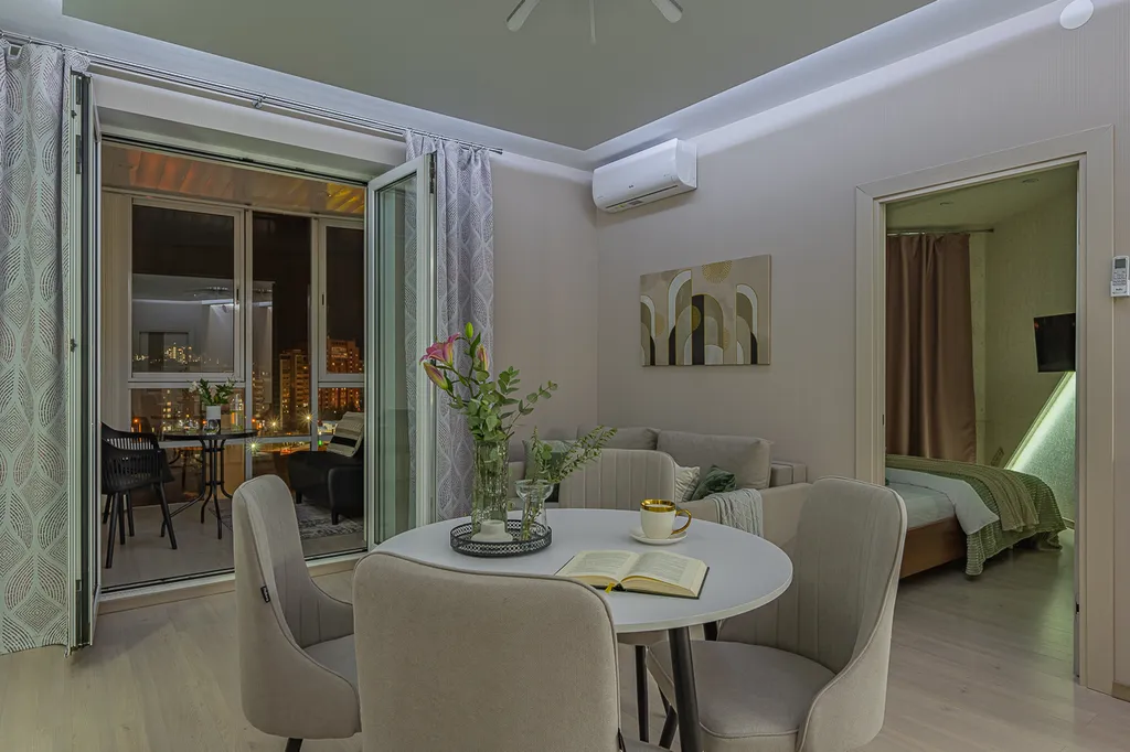 Премиум апартаменты с джакузи и сауной, большая панорамная лоджия