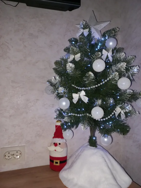 Гуамкаюг. Дом с купелью и видом на горы