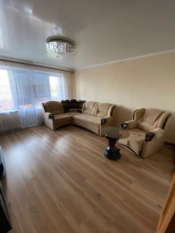 Квартира в центре поселка Кантемировка