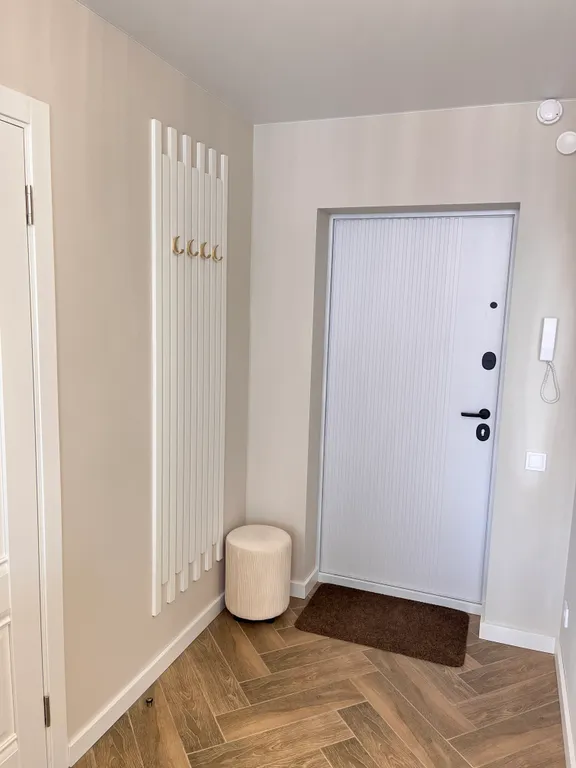 Квартира с современным ремонтом, со всем необходимым для проживания