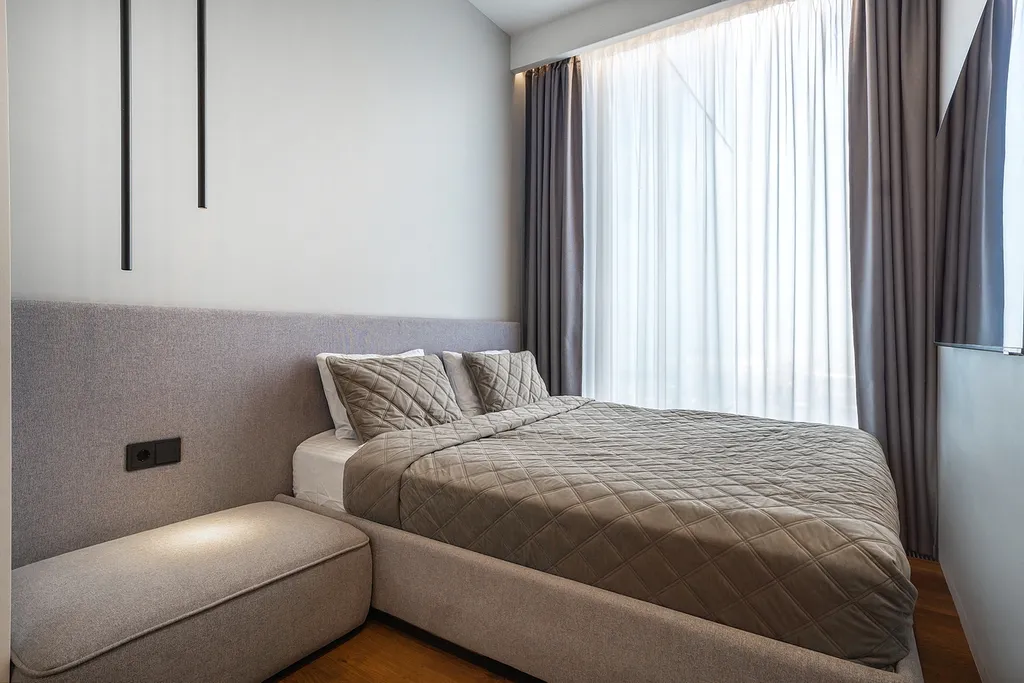 Угловой апартамент с ванной у окна