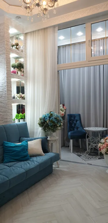 Шикарная 4-комнатная квартира у моря (Royal Apartment on Krymskaya 22)