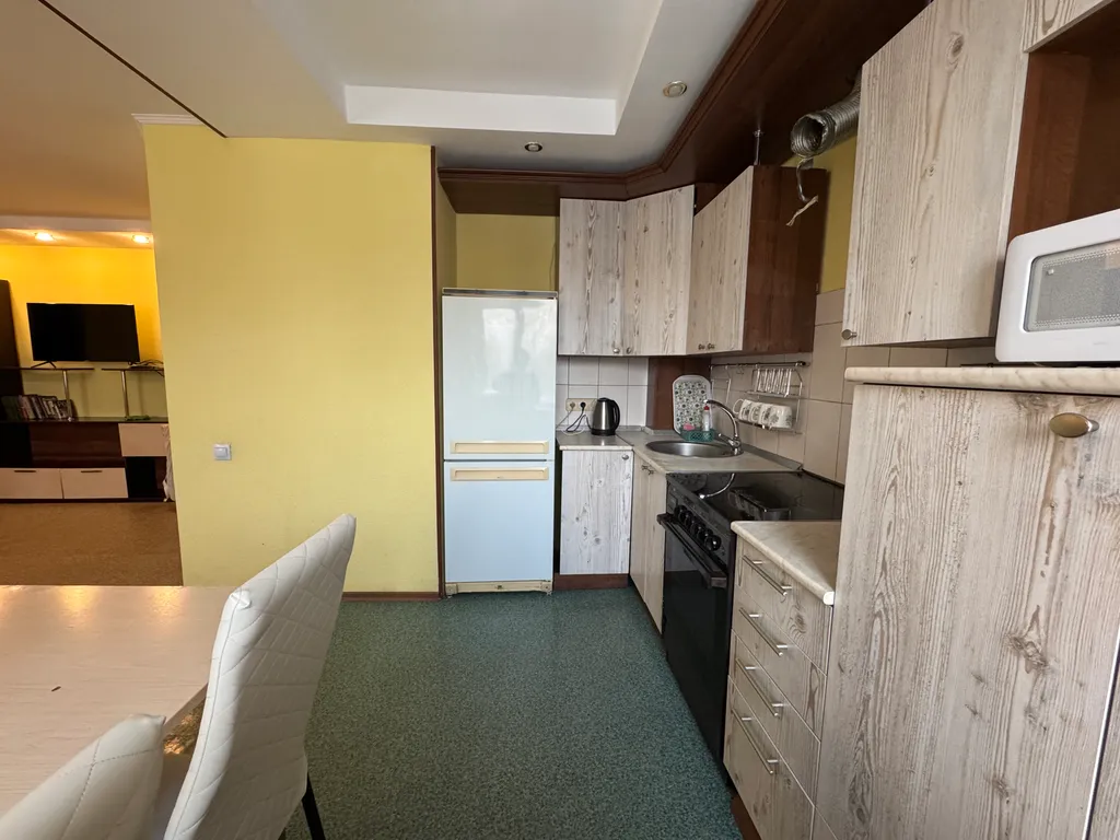 Красивая комфортная 3-комнатная квартира в Кировском районе