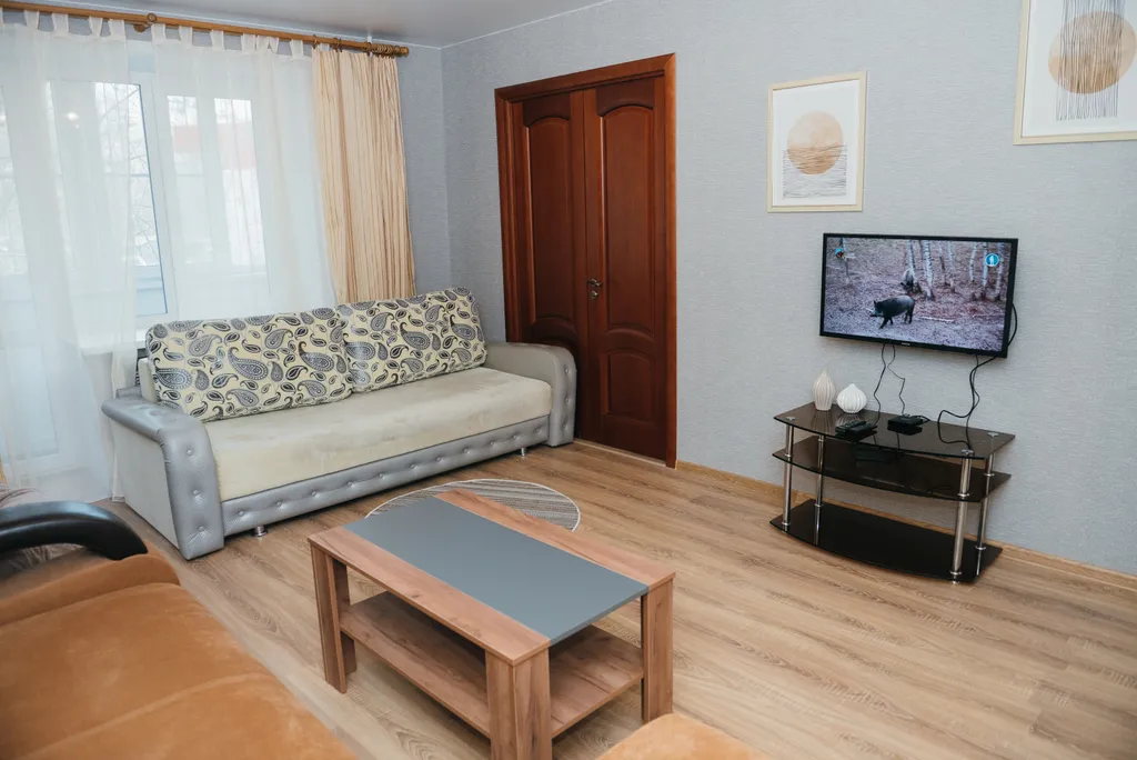 Квартира у Серебряного города