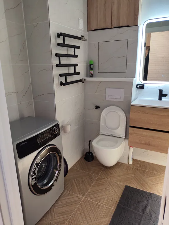 Евро 2ка в центре Братска Медграфт рядом