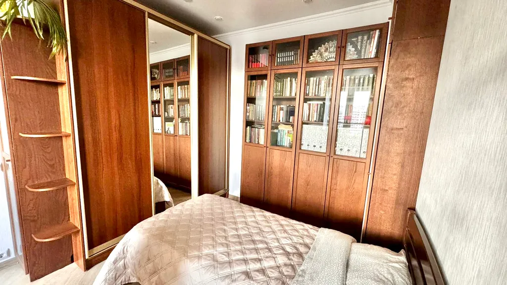 Большая студия на проспекте